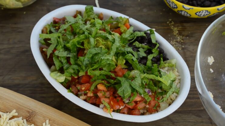 Chipotle bowl Salad 